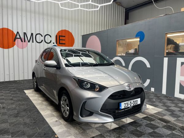 Toyota Yaris Hatchback, Petrol, 2023, Silver