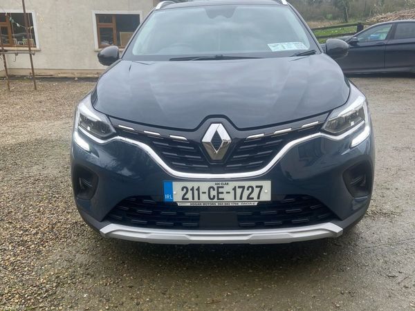 Renault Captur Hatchback, Diesel, 2021, Blue