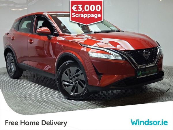 Nissan Qashqai MPV, Petrol, 2024, Red