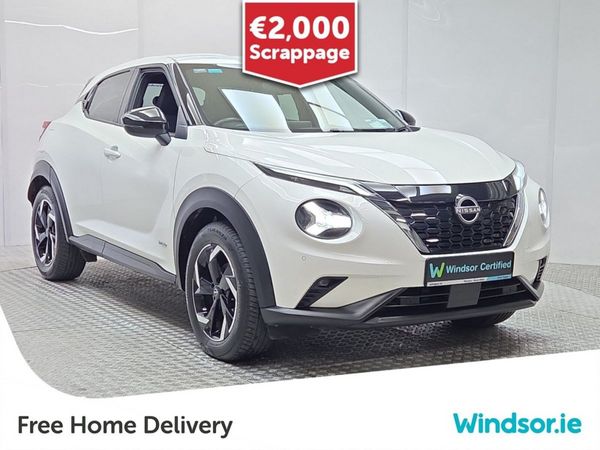 Nissan Juke SUV, Petrol Hybrid, 2023, White