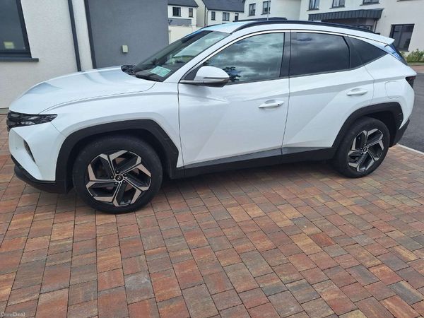 Hyundai Tucson SUV, Petrol Hybrid, 2021, White