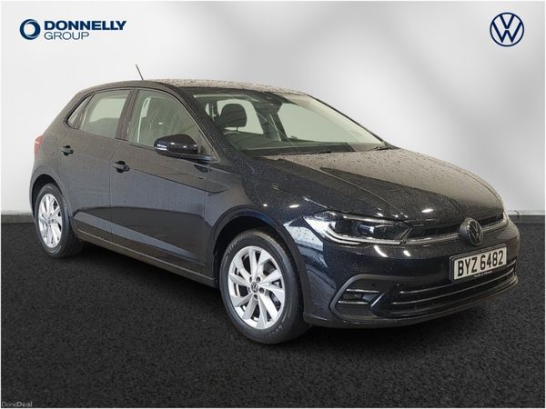 Volkswagen Polo Hatchback, Petrol, 2022, Black