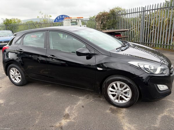 Hyundai i30 Hatchback, Petrol, 2013, Black