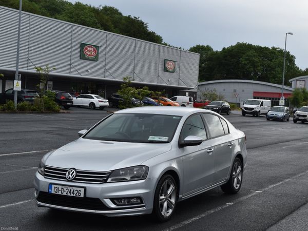 Volkswagen Passat Saloon, Diesel, 2013, Silver
