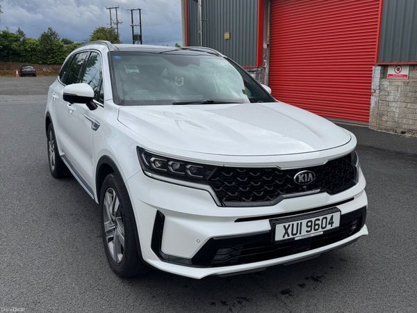 Kia Sorento SUV, Petrol Hybrid, 2020, White