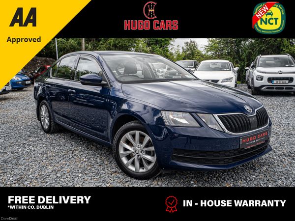 Skoda Octavia Hatchback, Petrol, 2017, Blue