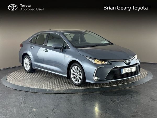 Toyota Corolla Saloon, Petrol Hybrid, 2021, Grey
