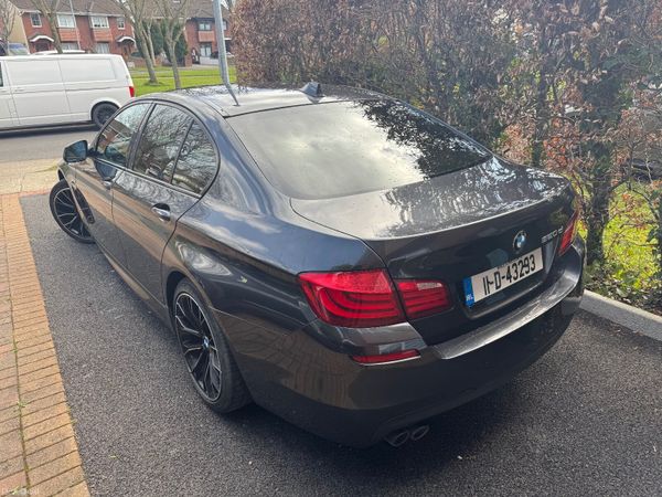 BMW 5-Series Saloon, Diesel, 2011, Grey