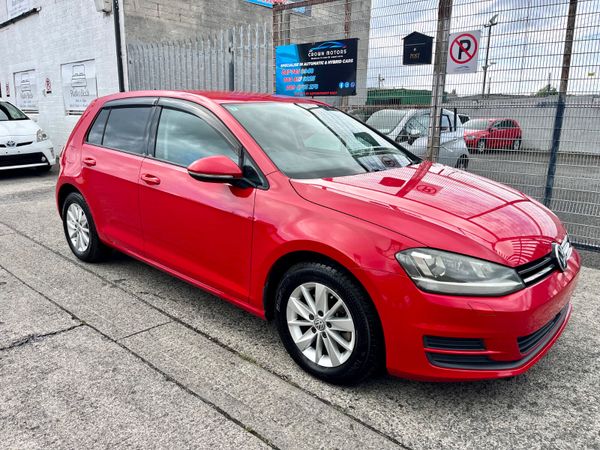 Volkswagen Golf Hatchback, Petrol, 2016, Red