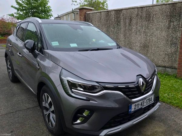 Renault Captur Hatchback, Petrol Plug-in Hybrid, 2021, Grey