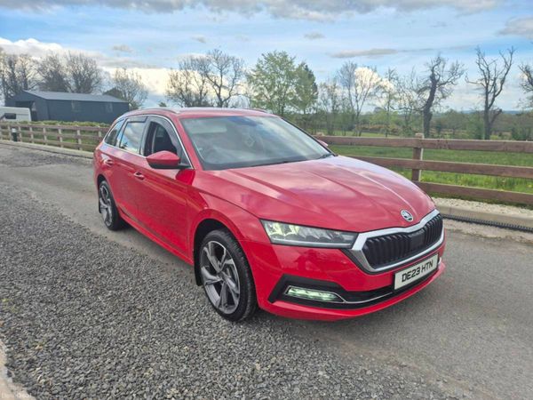 Skoda Octavia Estate, Diesel, 2023, Red