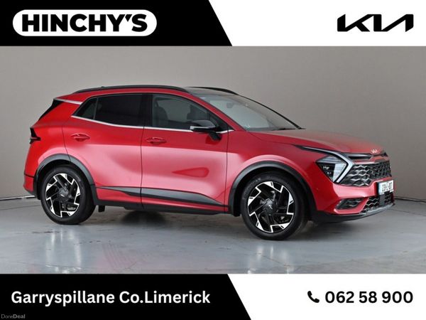 Kia Sportage MPV, Diesel Hybrid, 2023, Red