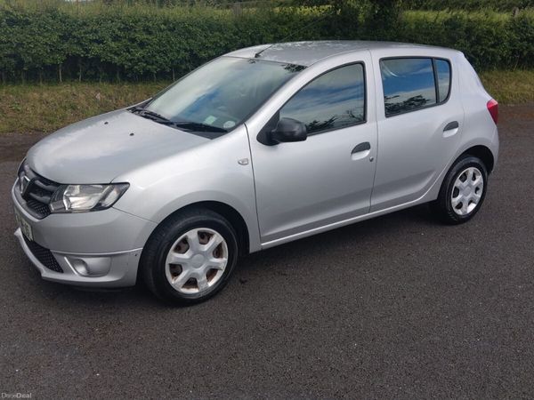 Dacia Sandero Hatchback, Petrol, 2014, Silver