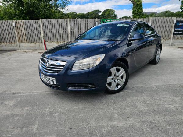 Vauxhall Insignia Hatchback, Diesel, 2010, Blue