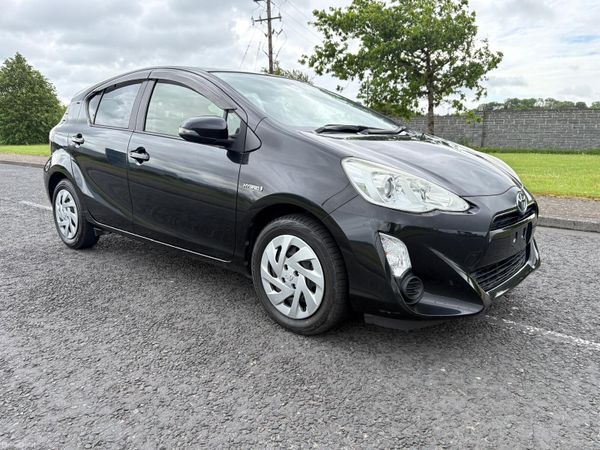 Toyota Aqua Hatchback, Petrol Hybrid, 2016, Black