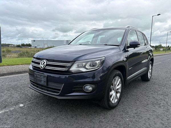 Volkswagen Tiguan MPV, Petrol, 2016, Blue