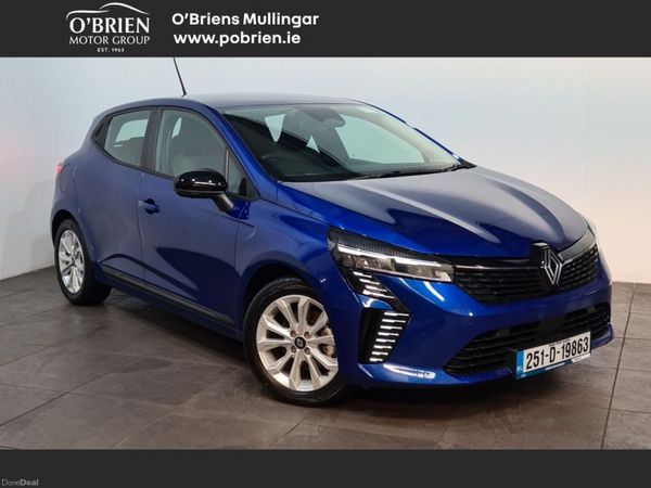 Renault Clio Hatchback, Petrol Hybrid, 2025, Blue