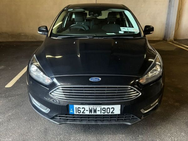 Ford Focus Hatchback, Petrol, 2016, Black