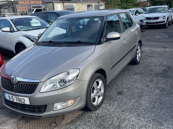 Skoda Fabia Hatchback, Petrol, 2011, Beige