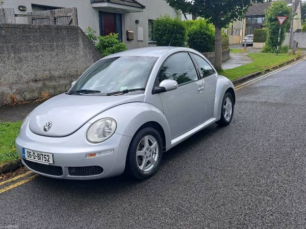 Volkswagen Beetle Hatchback, Petrol, 2006, Silver