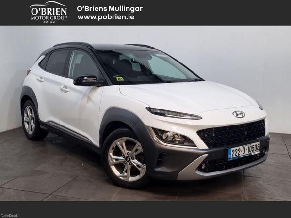 Hyundai KONA MPV, Petrol, 2022, White