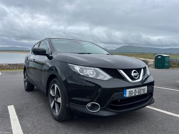Nissan Qashqai Hatchback, Diesel, 2016, Black