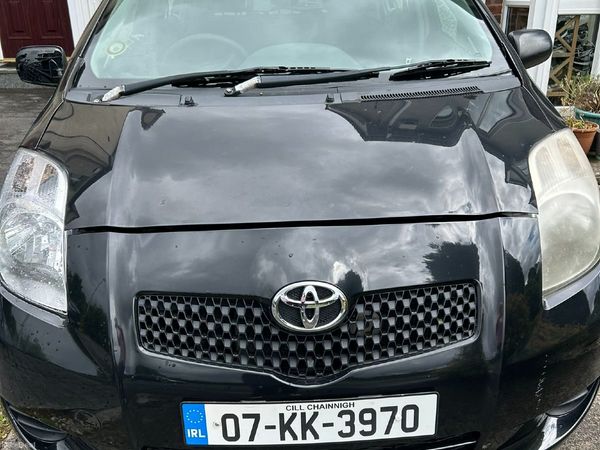 Toyota Yaris Hatchback, Petrol, 2007, Black
