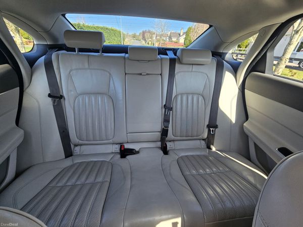 Jaguar XF Saloon, Diesel, 2016, Blue
