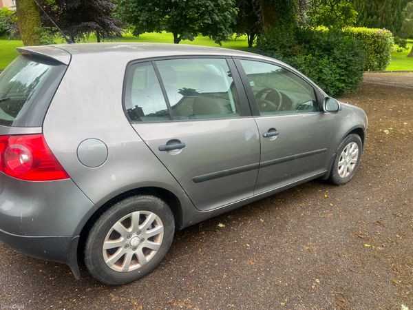 Volkswagen Golf Hatchback, Petrol, 2005, Grey