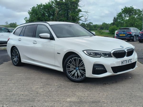 BMW 3-Series Estate, Petrol Hybrid, 2022, White