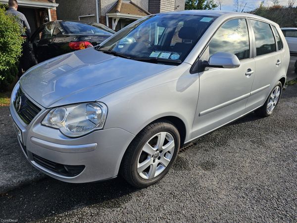 Volkswagen Polo Hatchback, Petrol, 2008, Silver