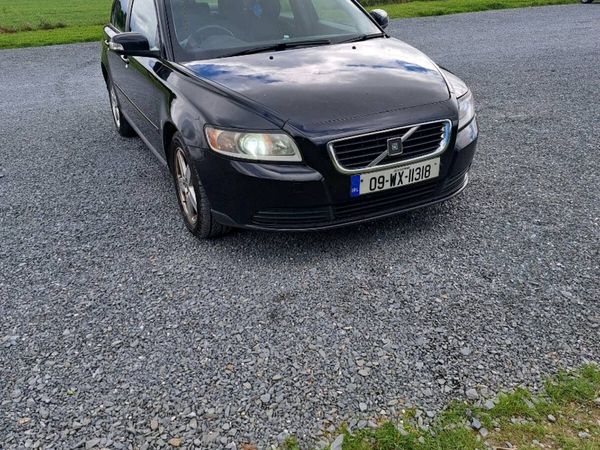 Volvo S40 Saloon, Diesel, 2009, Black