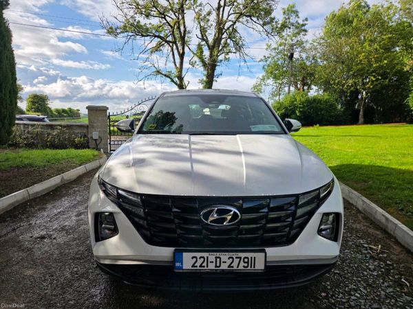 Hyundai Tucson SUV, Diesel, 2022, White