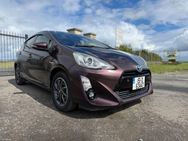 Toyota Aqua Hatchback, Petrol Hybrid, 2015, Brown