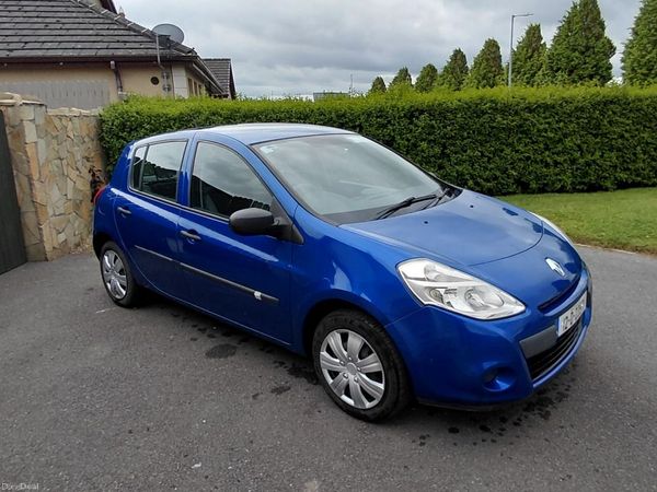 Renault Clio Hatchback, Ethanol Petrol, 2012, Blue