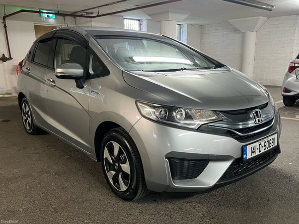 Honda Fit Hatchback, Petrol Hybrid, 2014, Silver