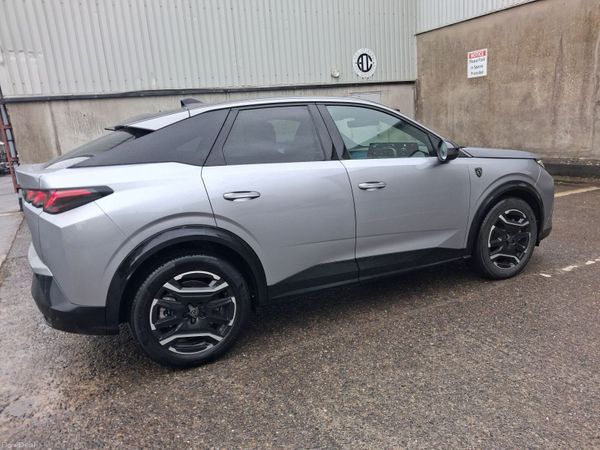 Peugeot 3008 SUV, Electric, 2025, Grey