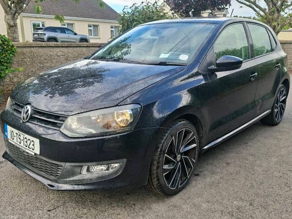 Volkswagen Polo Hatchback, Petrol, 2010, Black
