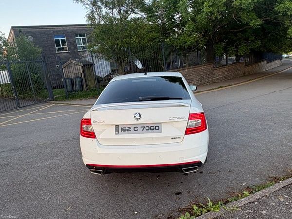 Skoda Octavia Hatchback, Diesel, 2016, White