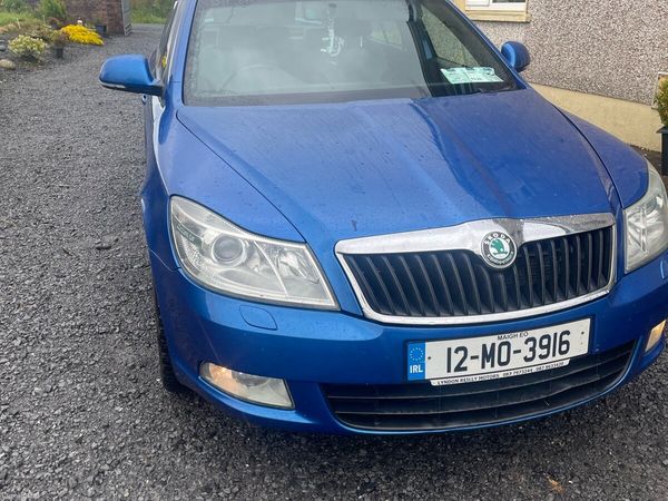 Skoda Octavia Hatchback, Diesel, 2012, Blue