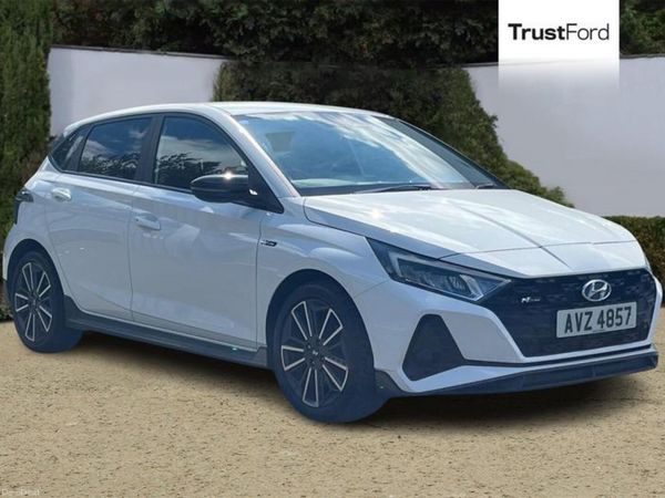 Hyundai i20 Hatchback, Petrol, 2023, White