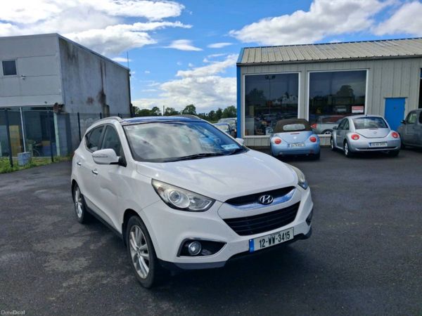 Hyundai ix35 SUV, Diesel, 2012, White