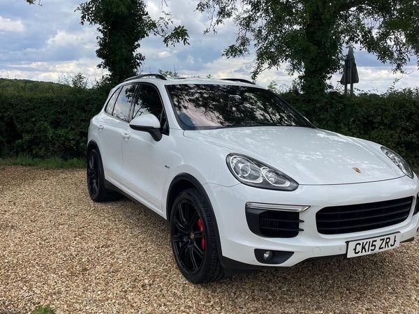 Porsche Cayenne SUV, Diesel, 2015, White