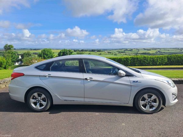 Hyundai i40 Saloon, Diesel, 2014, Silver