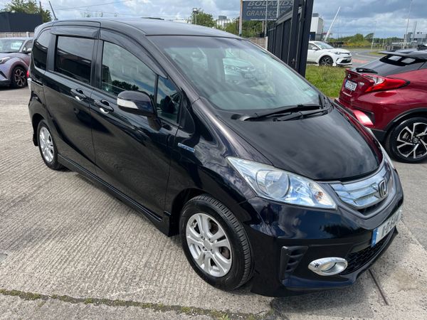 Honda Freed MPV, Petrol Hybrid, 2011, Black