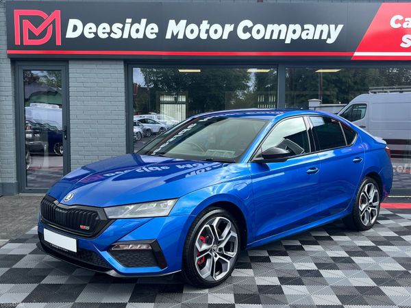 Skoda Octavia Hatchback, Petrol Hybrid, 2023, Blue