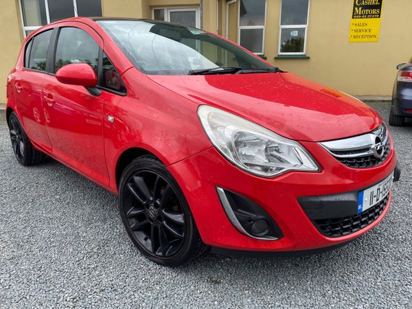 Opel Corsa Hatchback, Petrol, 2011, Red