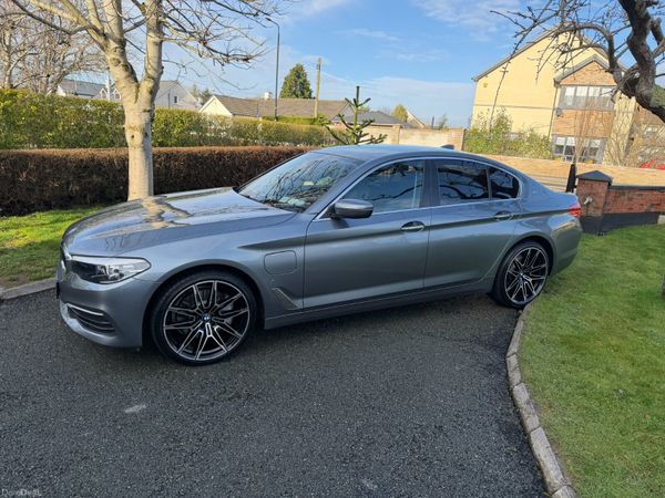 BMW 5-Series Saloon, Petrol Plug-in Hybrid, 2018, Blue