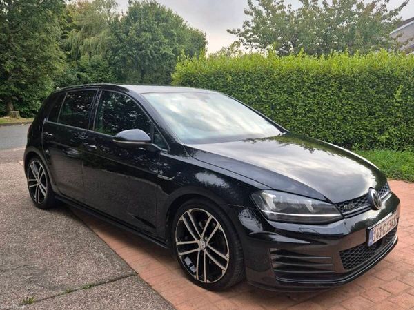 Volkswagen Golf Hatchback, Diesel, 2014, Black