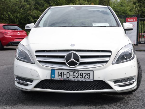 Mercedes-Benz B-Class MPV, Petrol, 2014, White